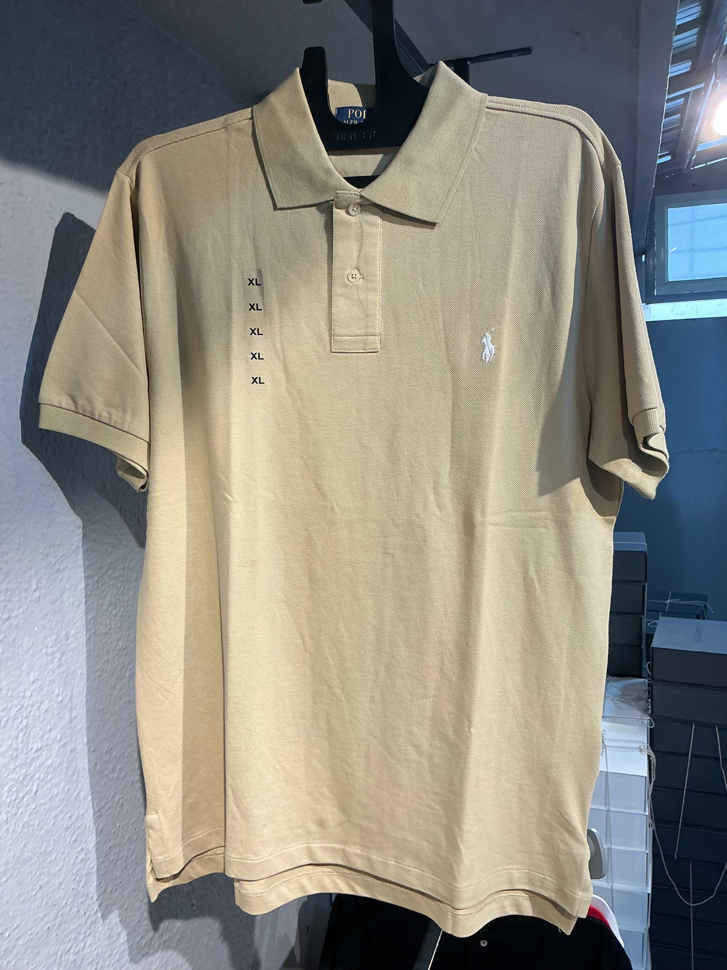 Mens collar Tshirt(xl)