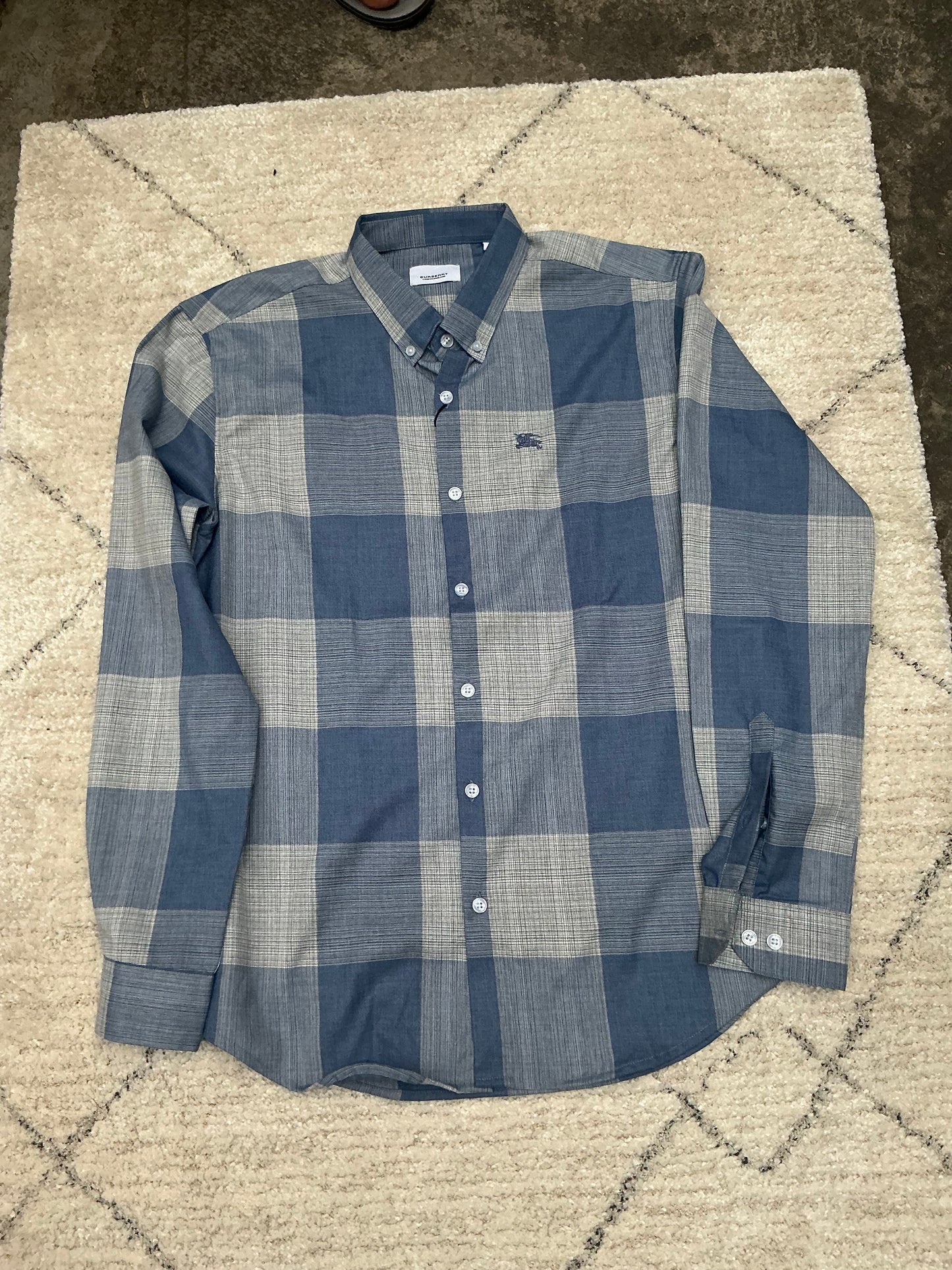 Men’s shirts (M)