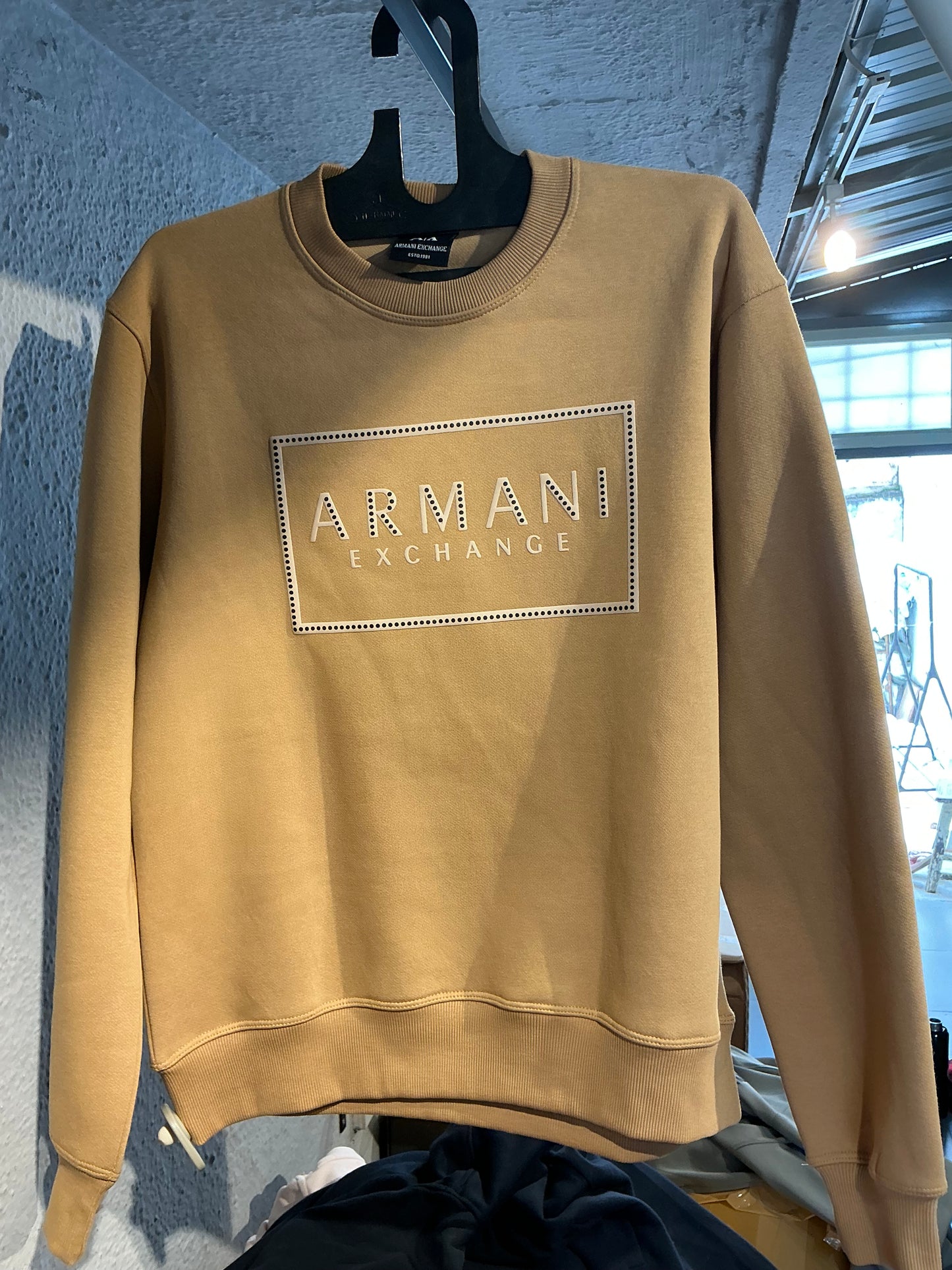 Sweat shirt