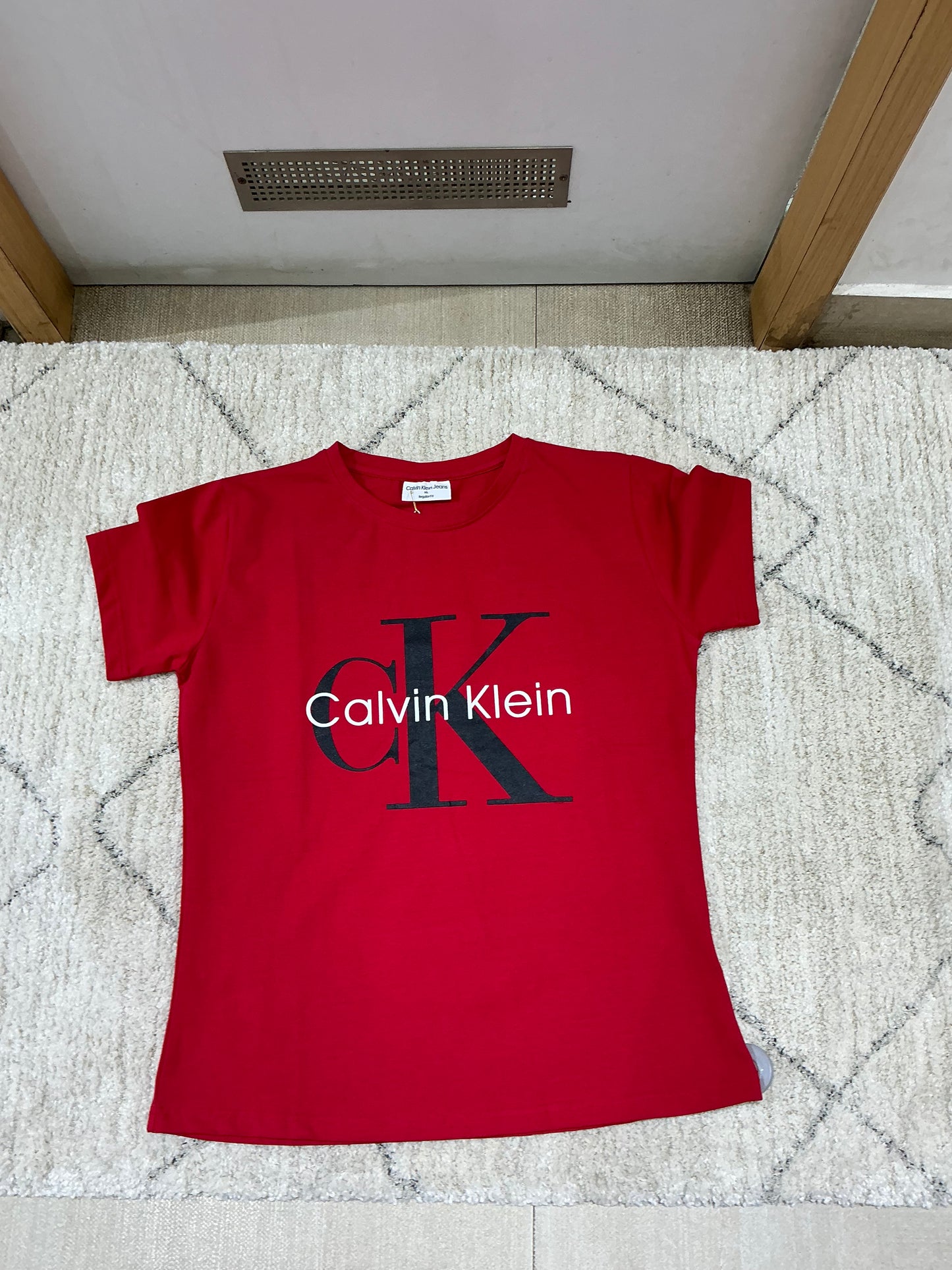 Ladies tshirts (XL)