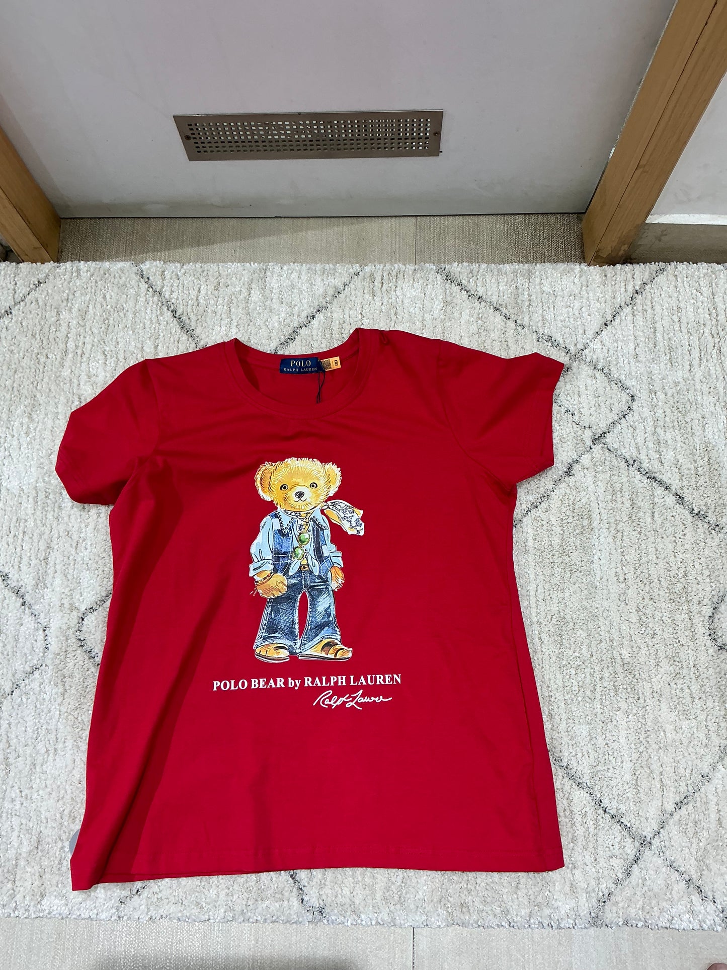Ladies tshirts (XL)