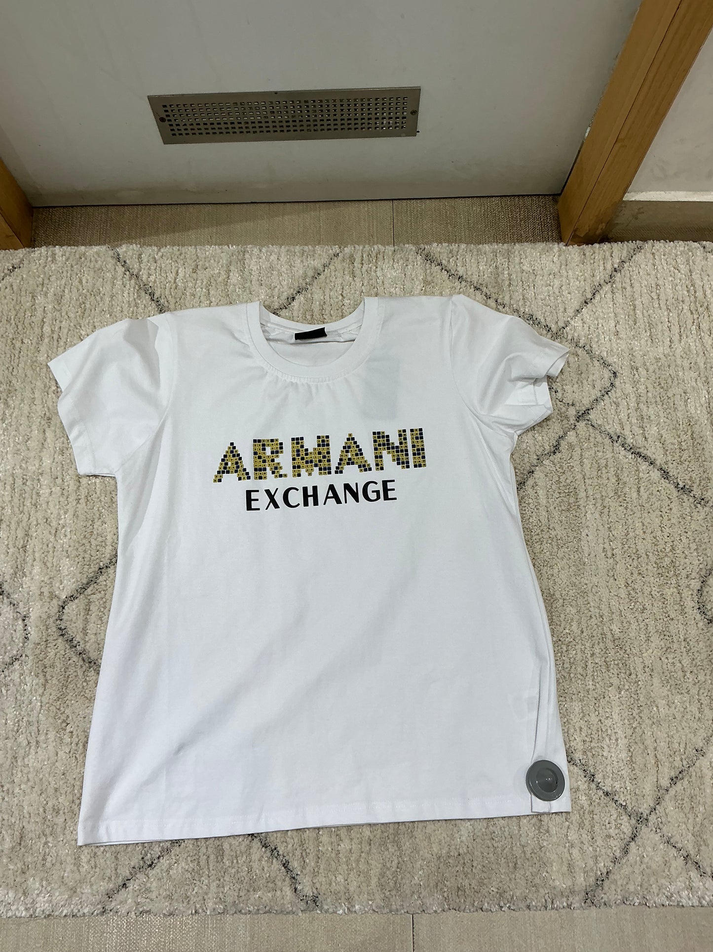 Ladies tshirts (XL)