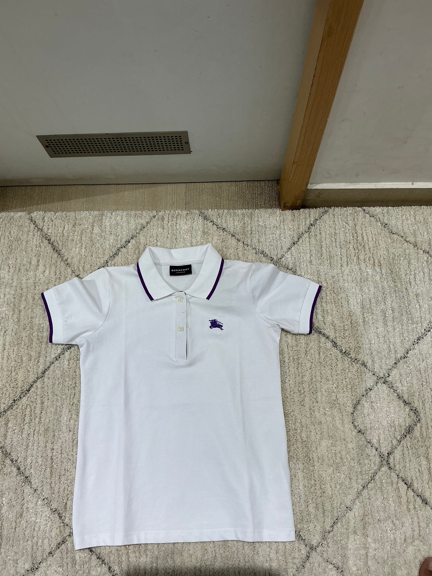Ladies collar tshirt (M)