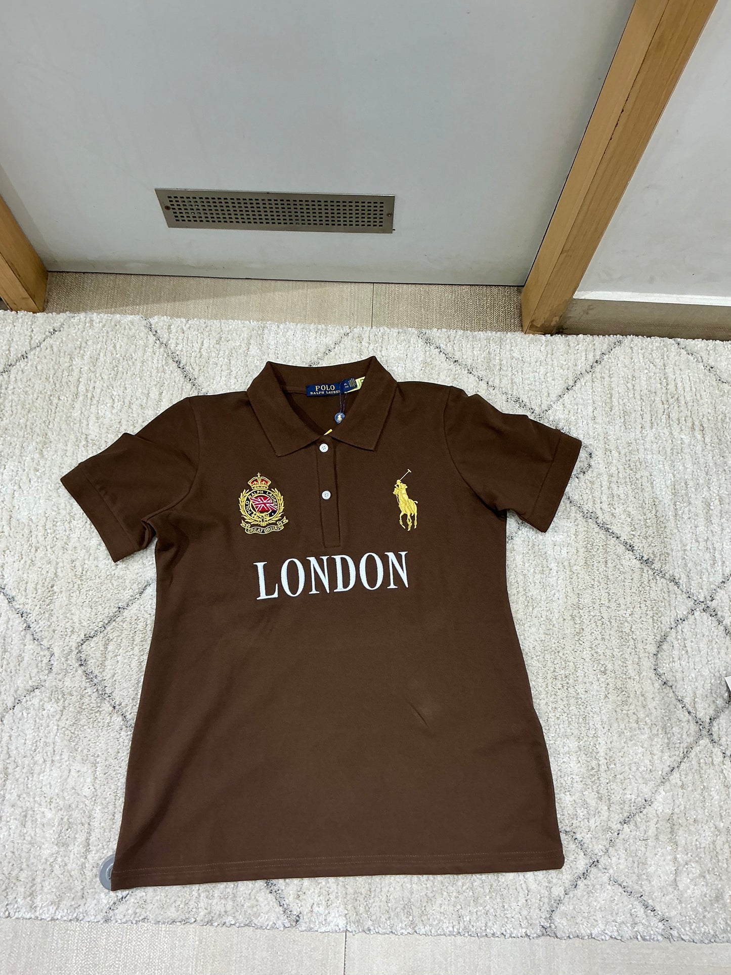Ladies collar tshirt (XL)
