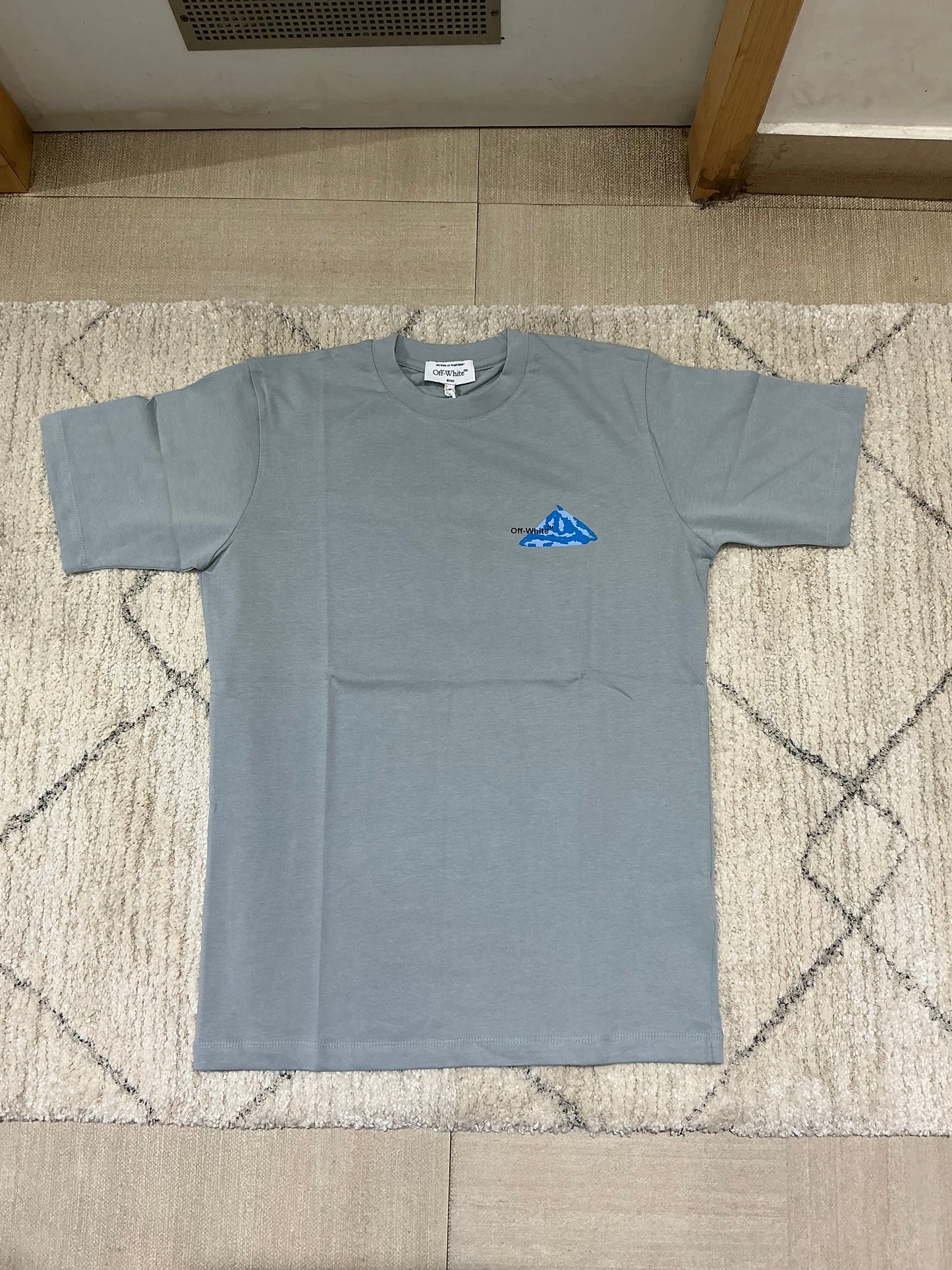 Men’s round neck T-shirts