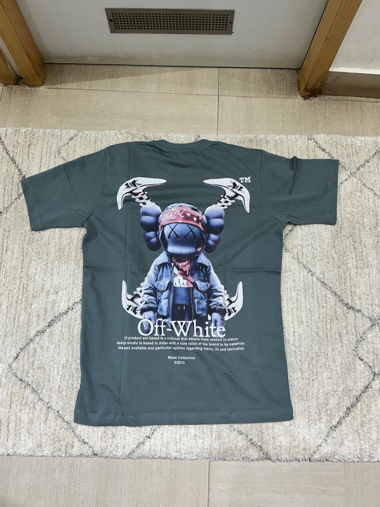 Men’s round neck T-shirts