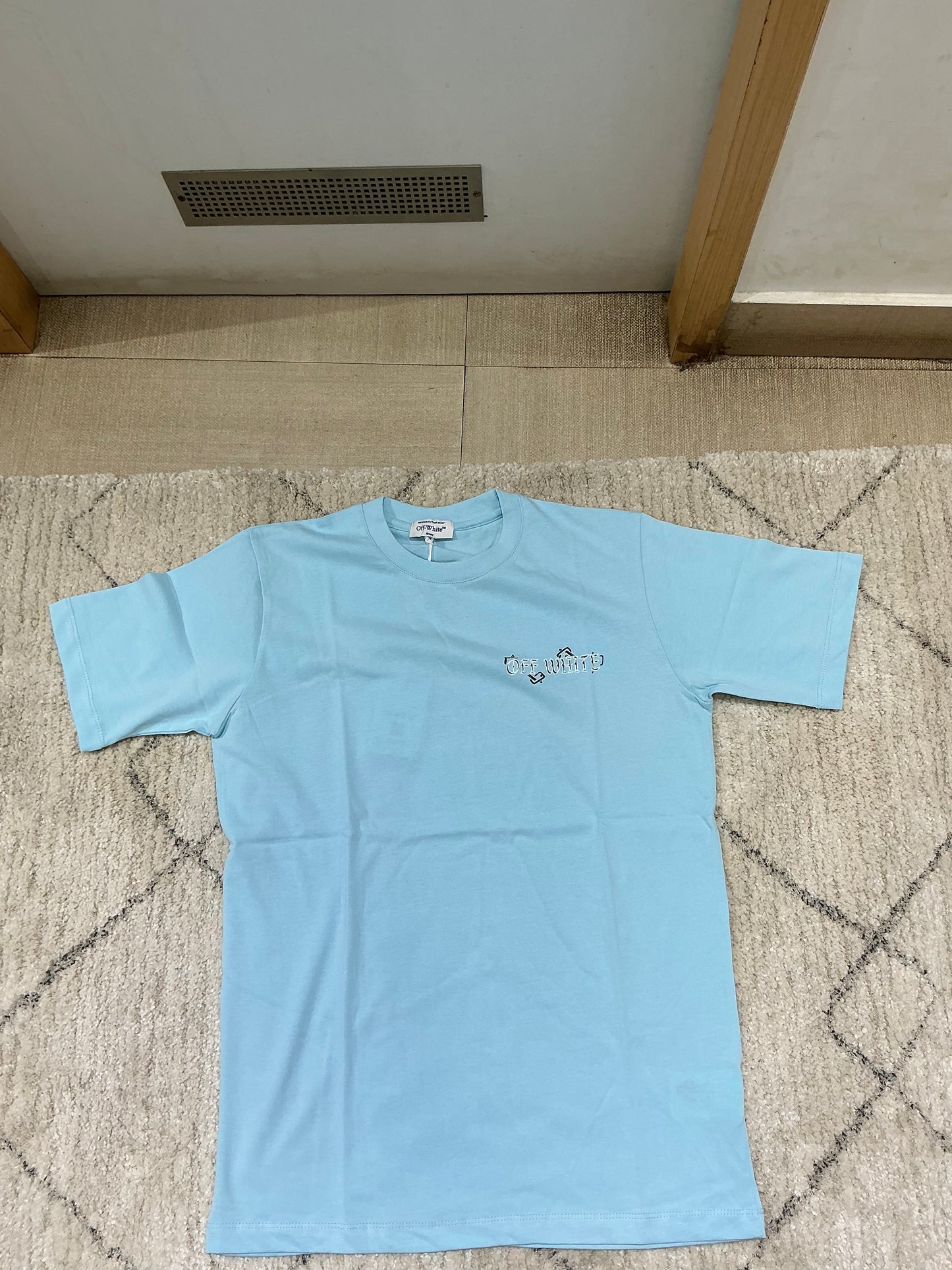 Men’s round neck T-shirts