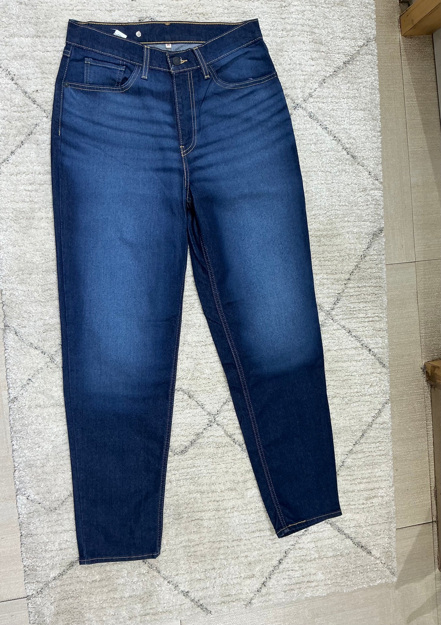 Ladies jeans (28)
