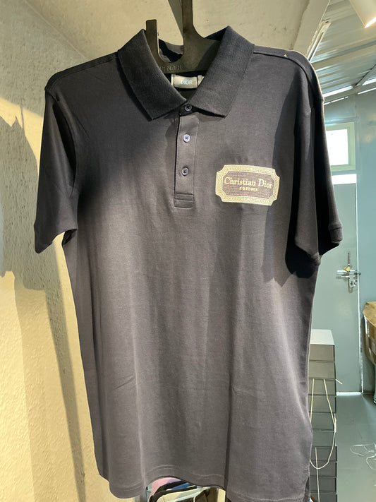 Mens collar tshirt(m)