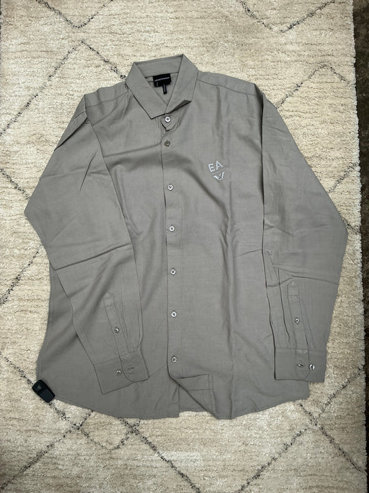 Men’s shirts (L)