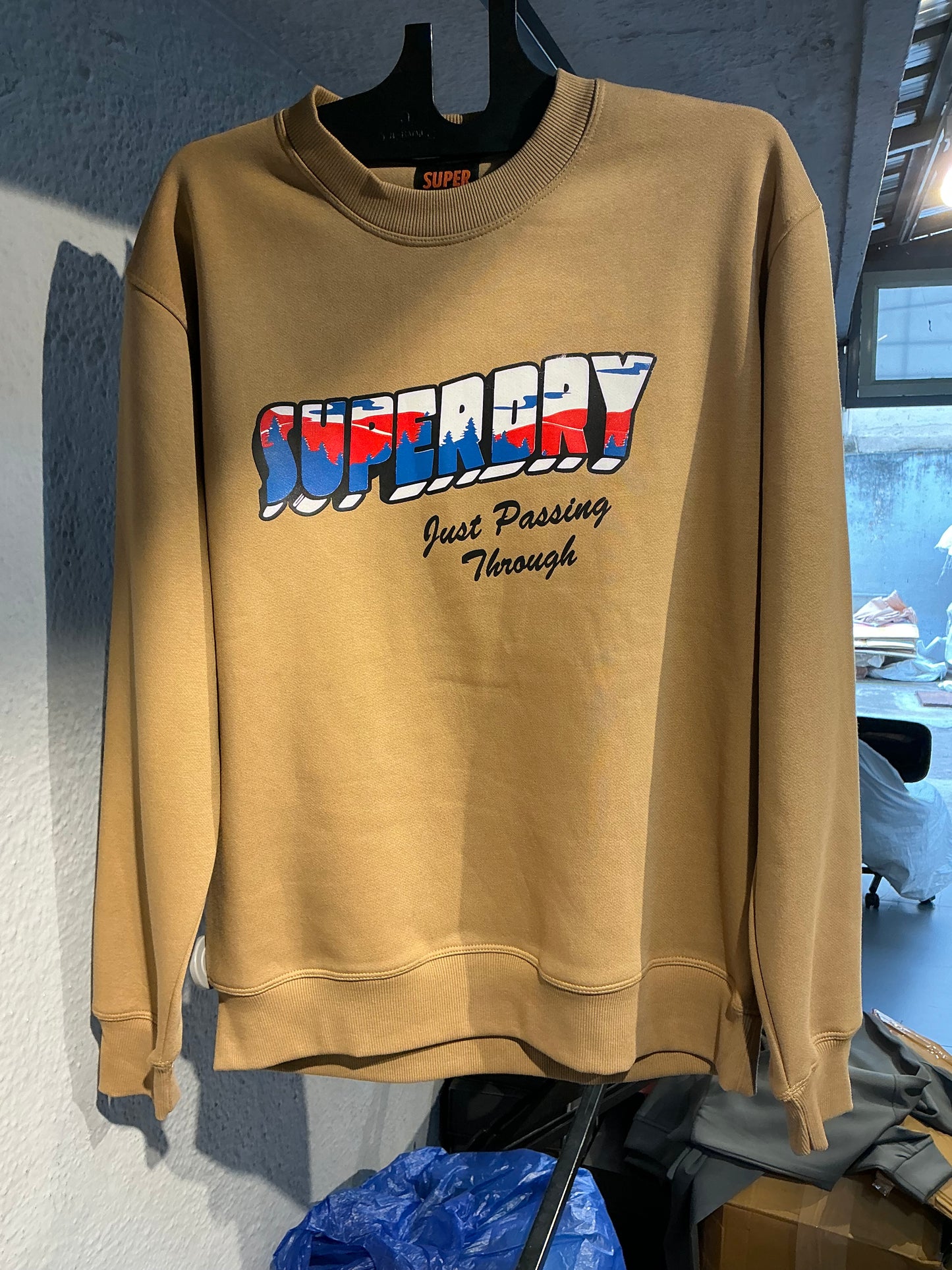 Sweat shirt