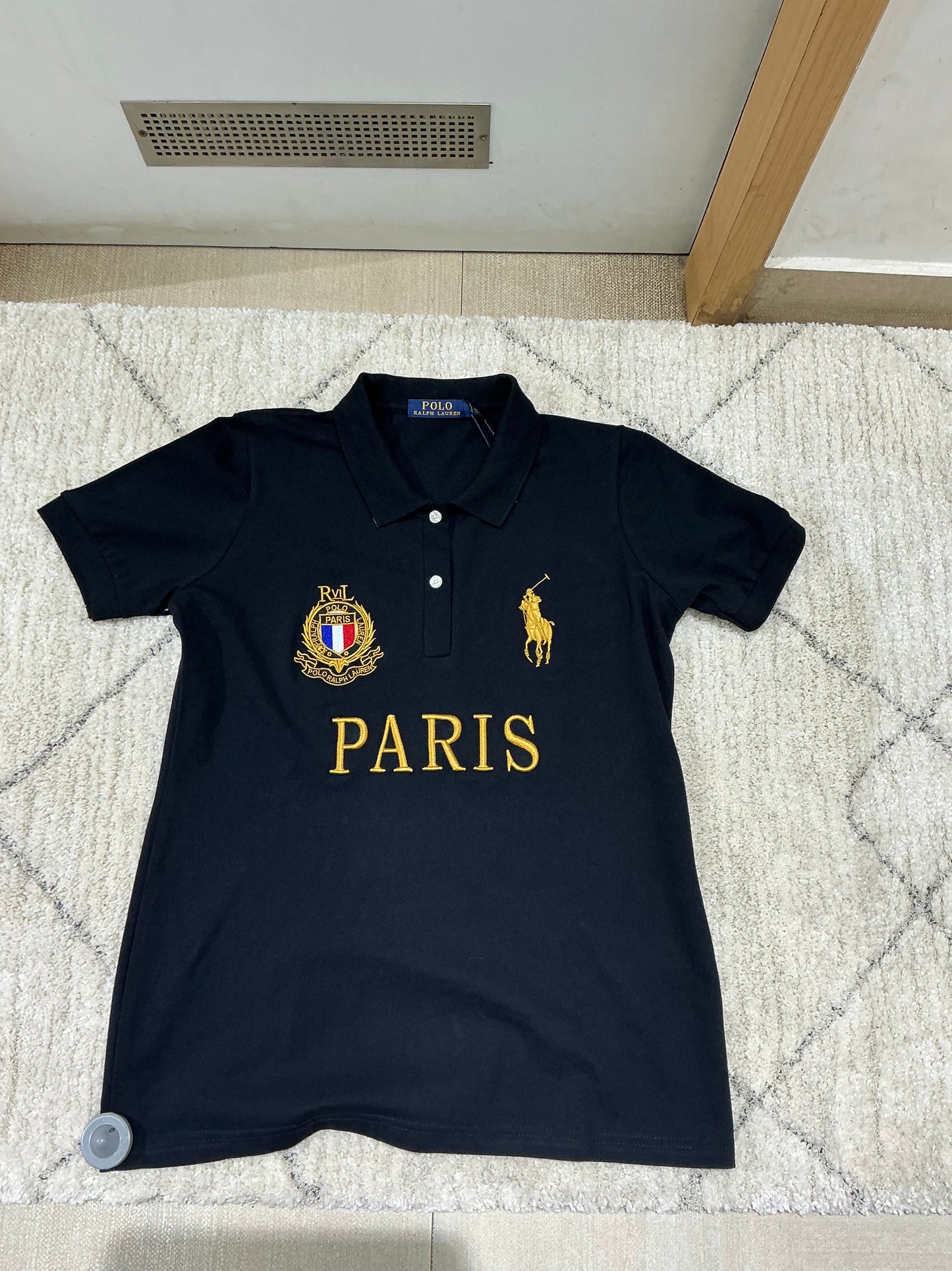 Ladies collar tshirt (L)