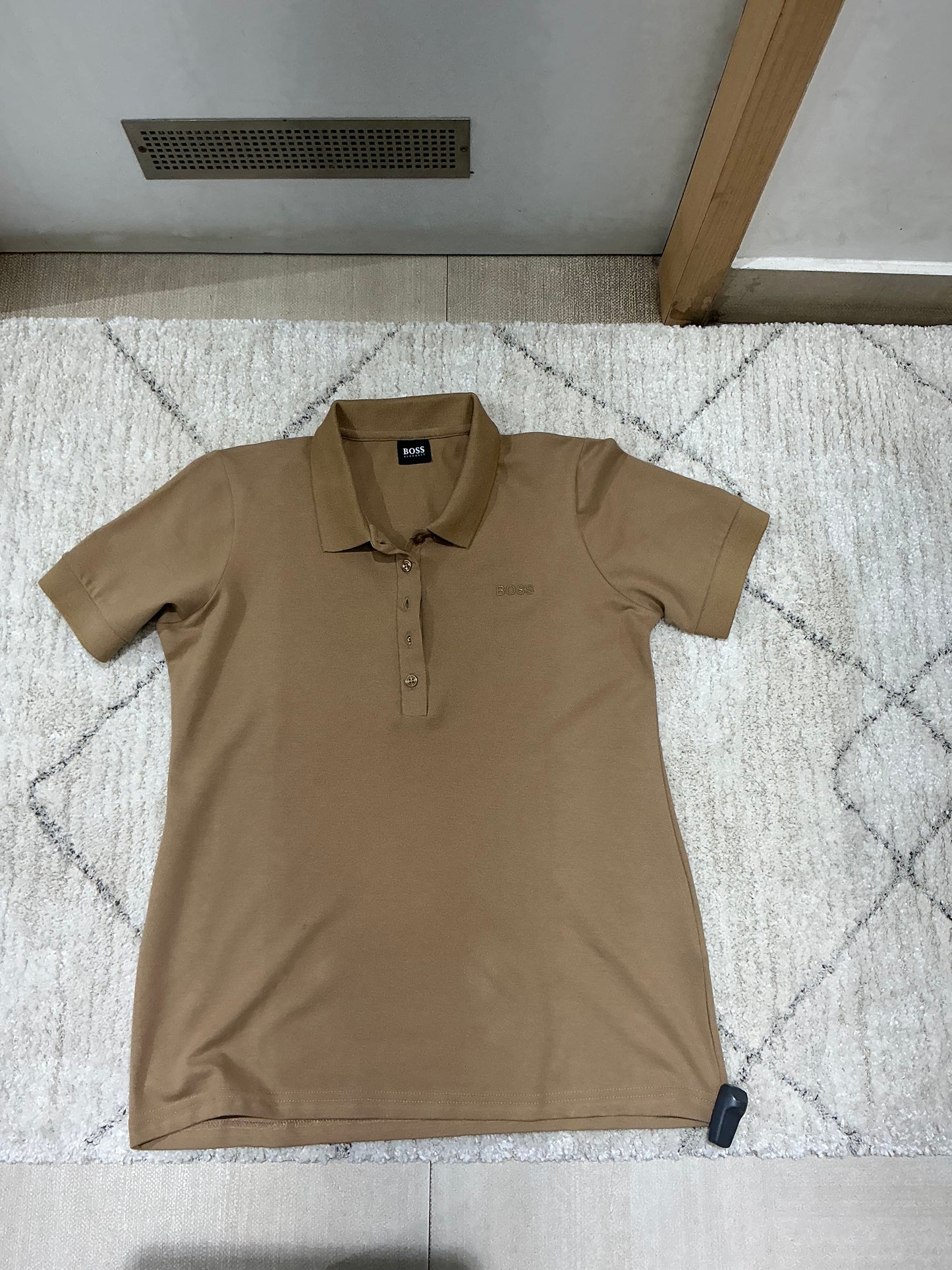 Ladies collar tshirt (L)