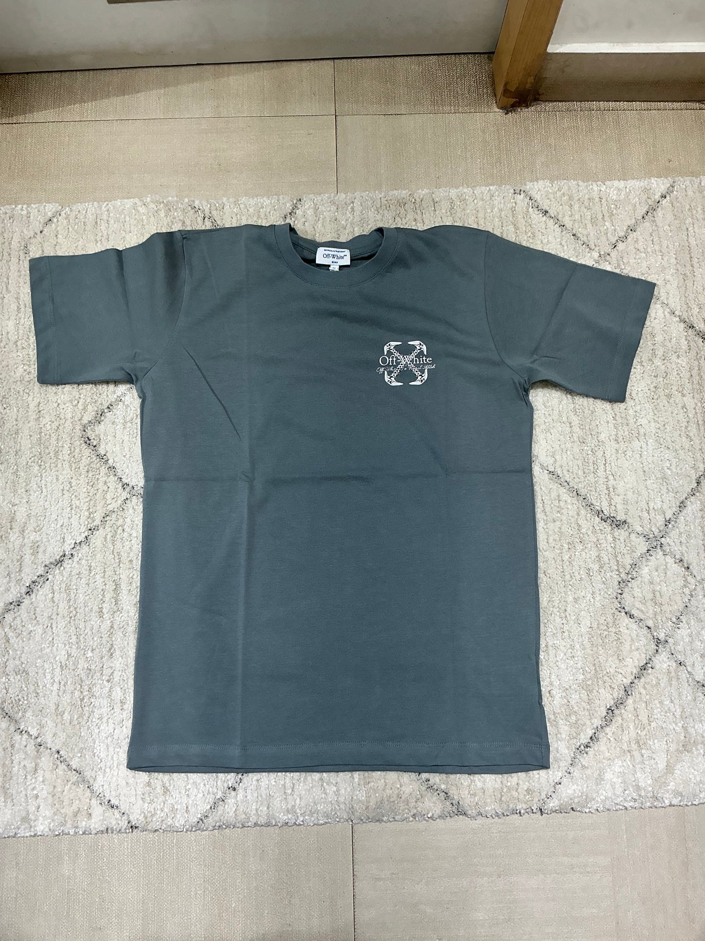 Men’s round neck T-shirts