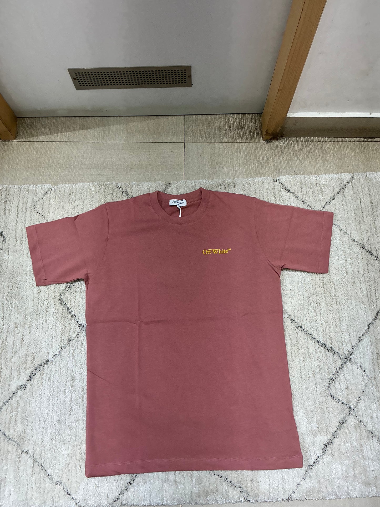 Men’s round neck T-shirts