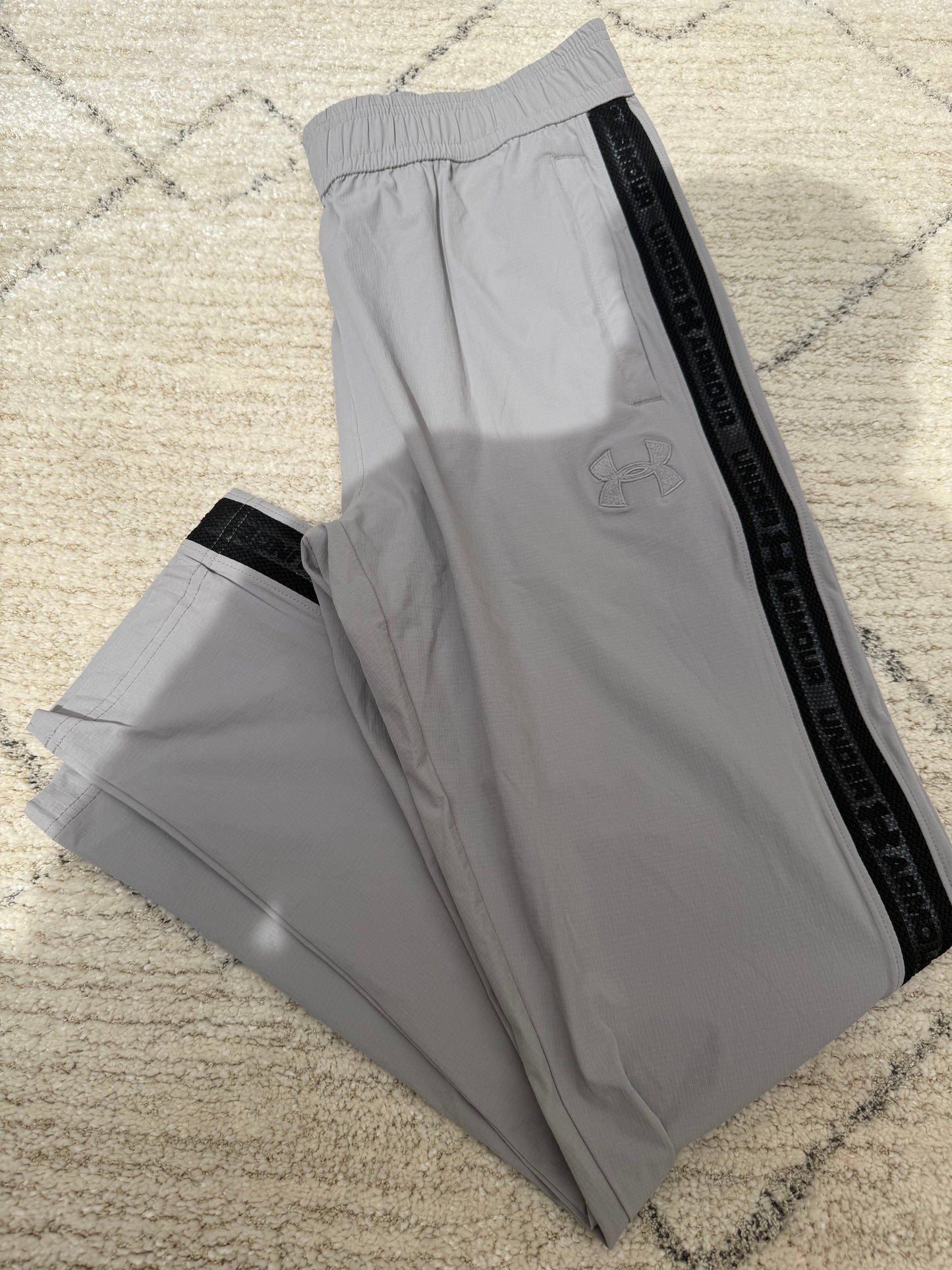 Men’s track pants