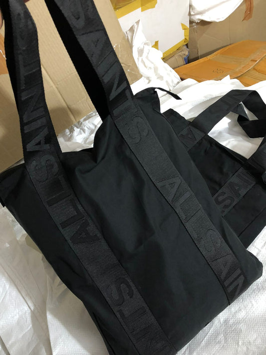 Tote bags
